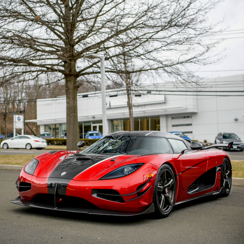 Illustration for article titled Colori di LaFerrari photodump